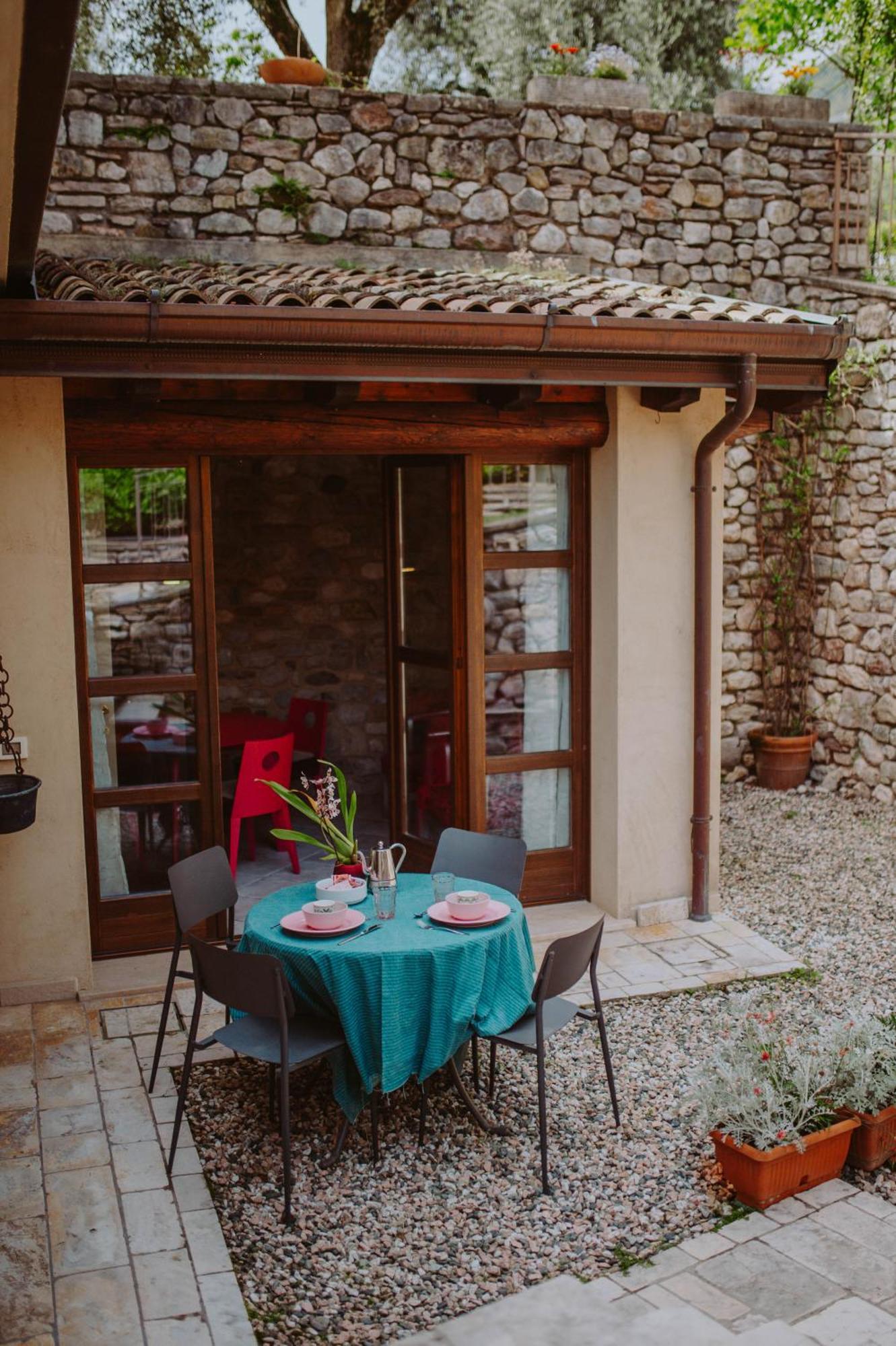 Campolivo Apartment Gargnano Exterior photo